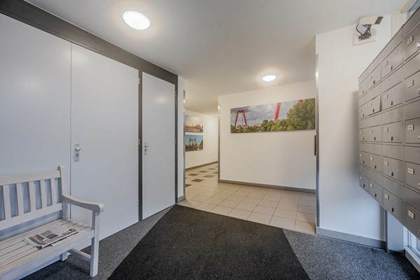 Medium property photo - Lokkertsemolenweg 48, 3194 WC Hoogvliet Rotterdam